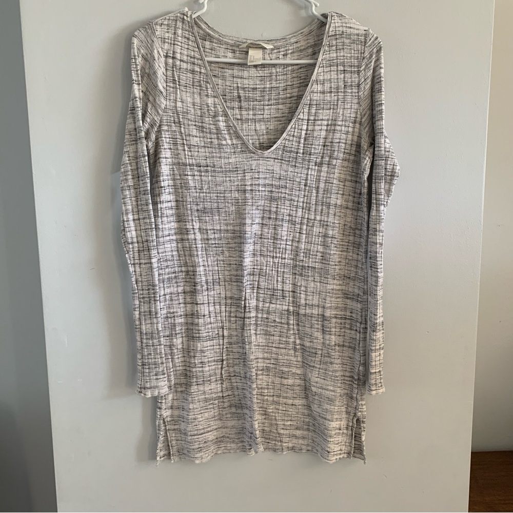Maternity Shirt H&M Mama V Neck Black White Marled Long Sleeve Size Medium